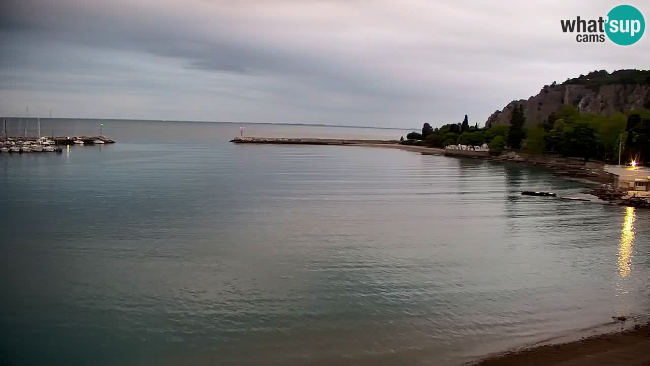 Spletna kamera Sesljan (Sistiana) – Pogled na marino in zaliv