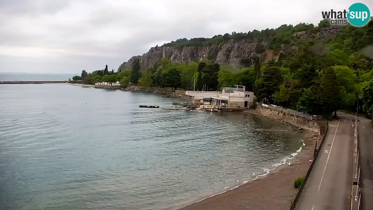 Webcam Sistiana – Vue sur la marina et la baie