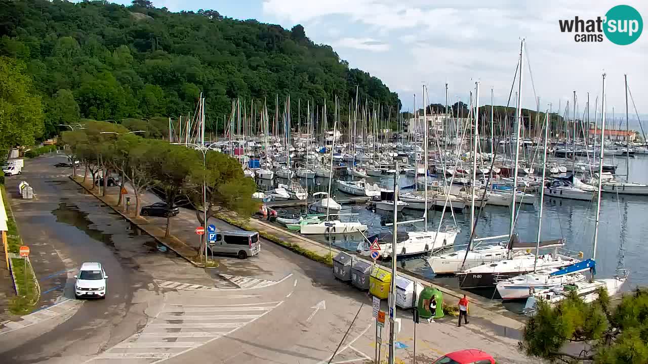 Webcam Sistiana – Vue sur la marina et la baie