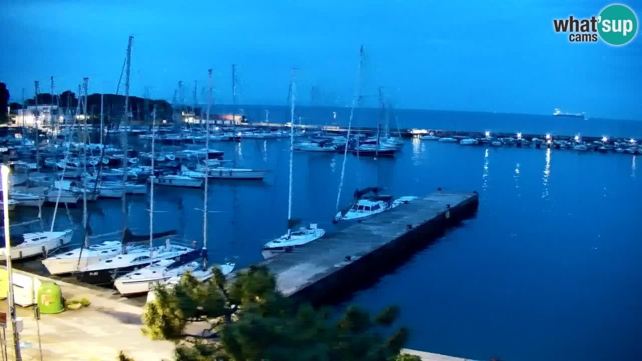 Webcam Sistiana – Vue sur la marina et la baie