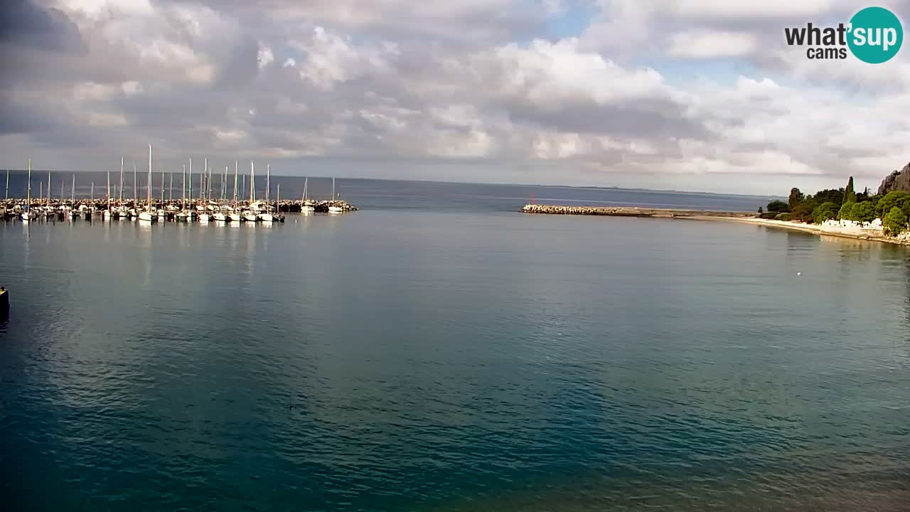 Spletna kamera Sesljan (Sistiana) – Pogled na marino in zaliv