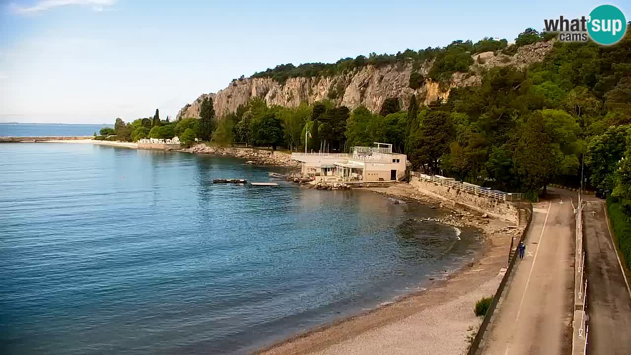 Spletna kamera Sesljan (Sistiana) – Pogled na marino in zaliv