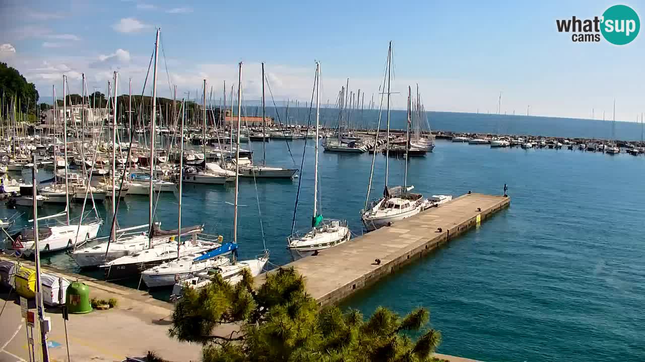 Webcam Sistiana – Vue sur la marina et la baie
