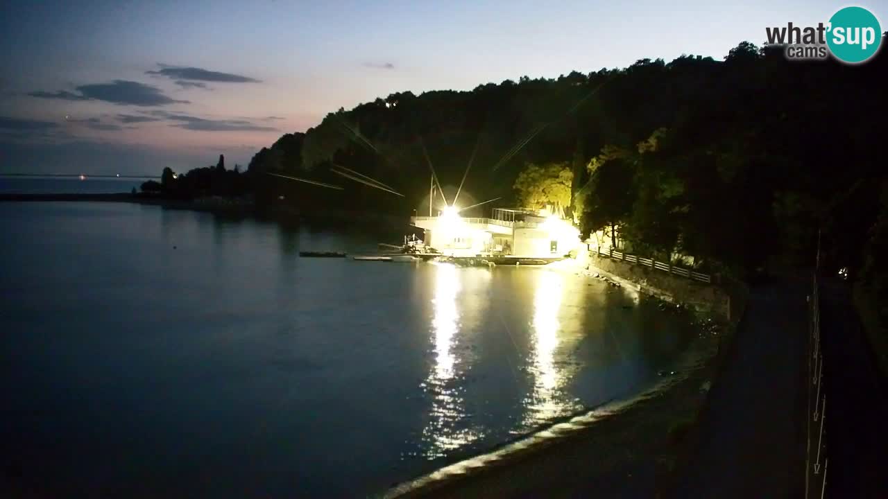 Webcam Sistiana – Vue sur la marina et la baie