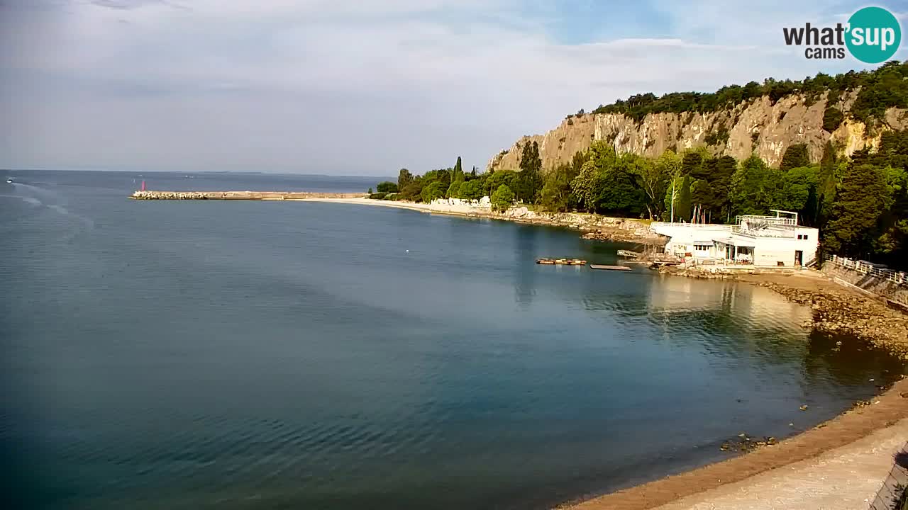 Spletna kamera Sesljan (Sistiana) – Pogled na marino in zaliv