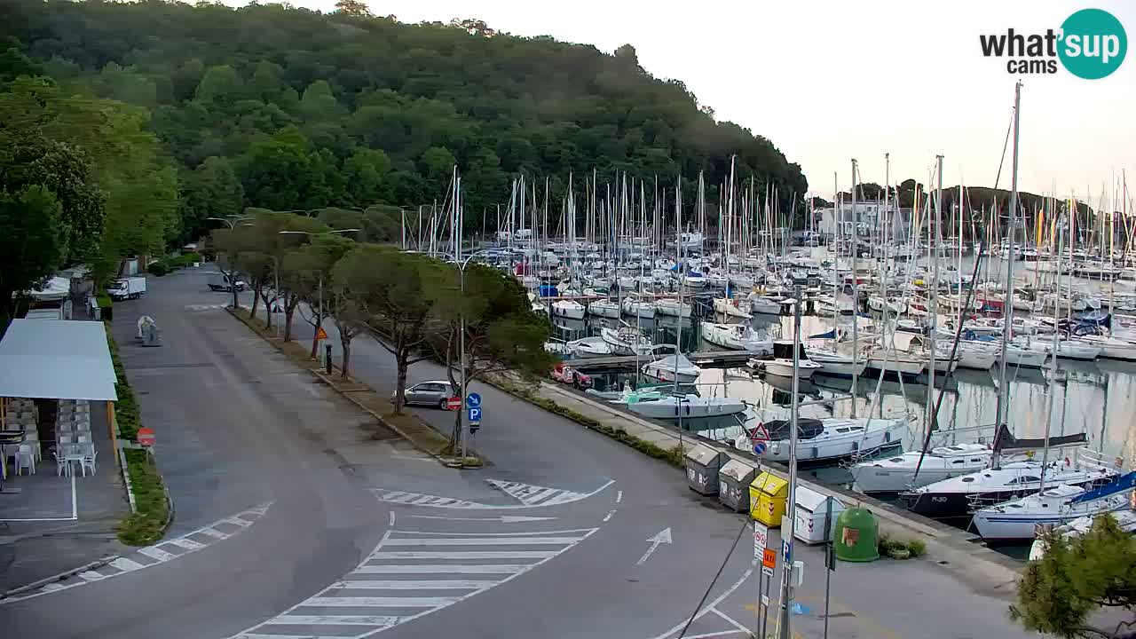Webcam Sistiana – Vue sur la marina et la baie