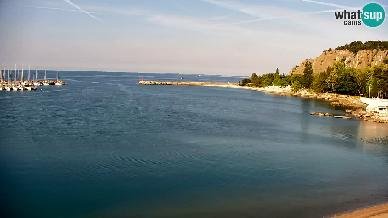 Spletna kamera Sesljan (Sistiana) – Pogled na marino in zaliv
