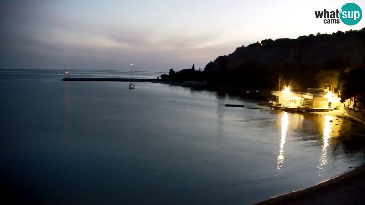 Spletna kamera Sesljan (Sistiana) – Pogled na marino in zaliv