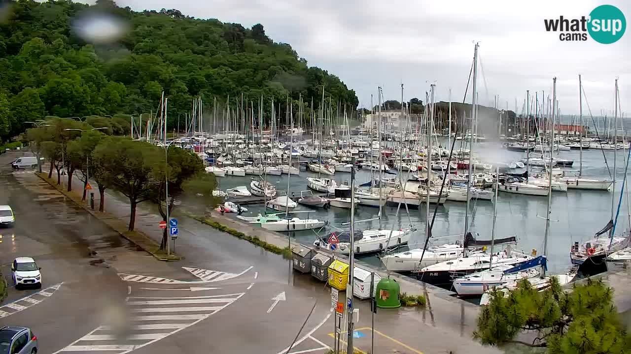 Webcam Sistiana – Vue sur la marina et la baie