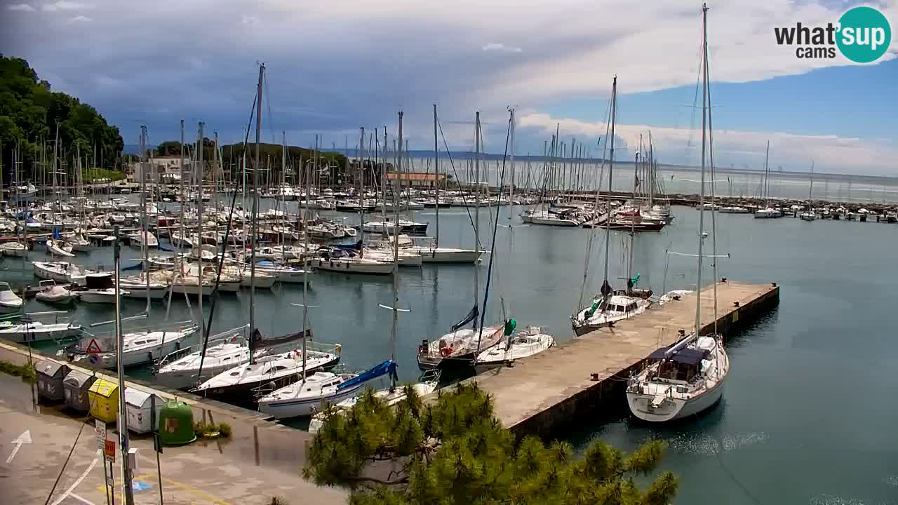 Webcam Sistiana – Pogled na marinu i zaljev