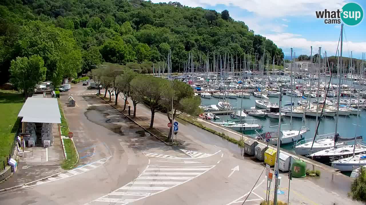 Webcam Sistiana – Pogled na marinu i zaljev