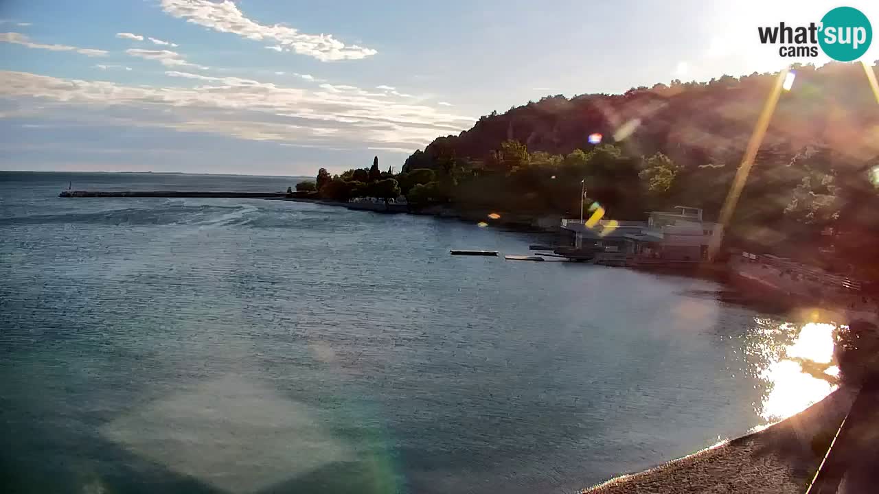 Webcam Sistiana – Vue sur la marina et la baie
