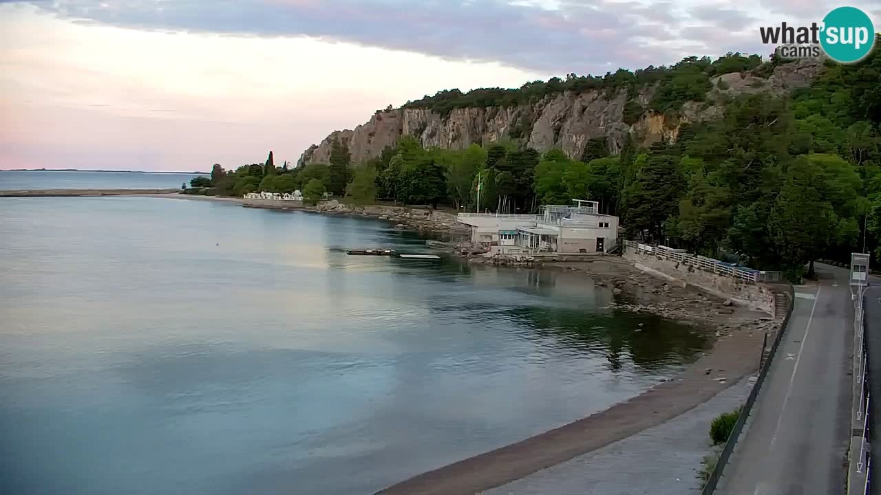 Webcam Sistiana – Pogled na marinu i zaljev