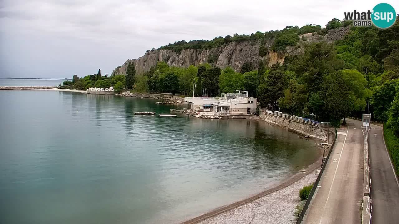 Spletna kamera Sesljan (Sistiana) – Pogled na marino in zaliv
