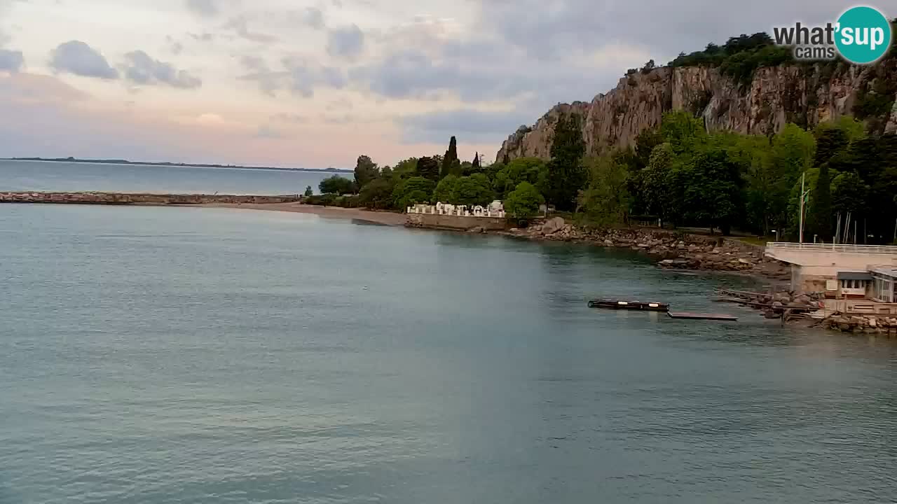 Webcam Sistiana – Vue sur la marina et la baie