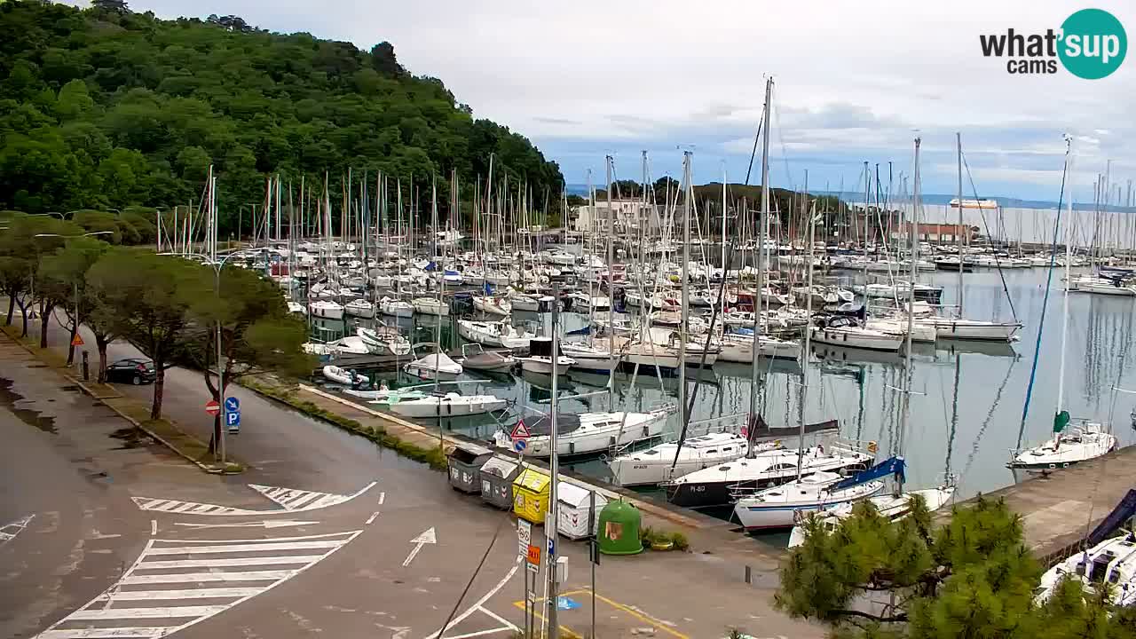 Webcam Sistiana – Vue sur la marina et la baie