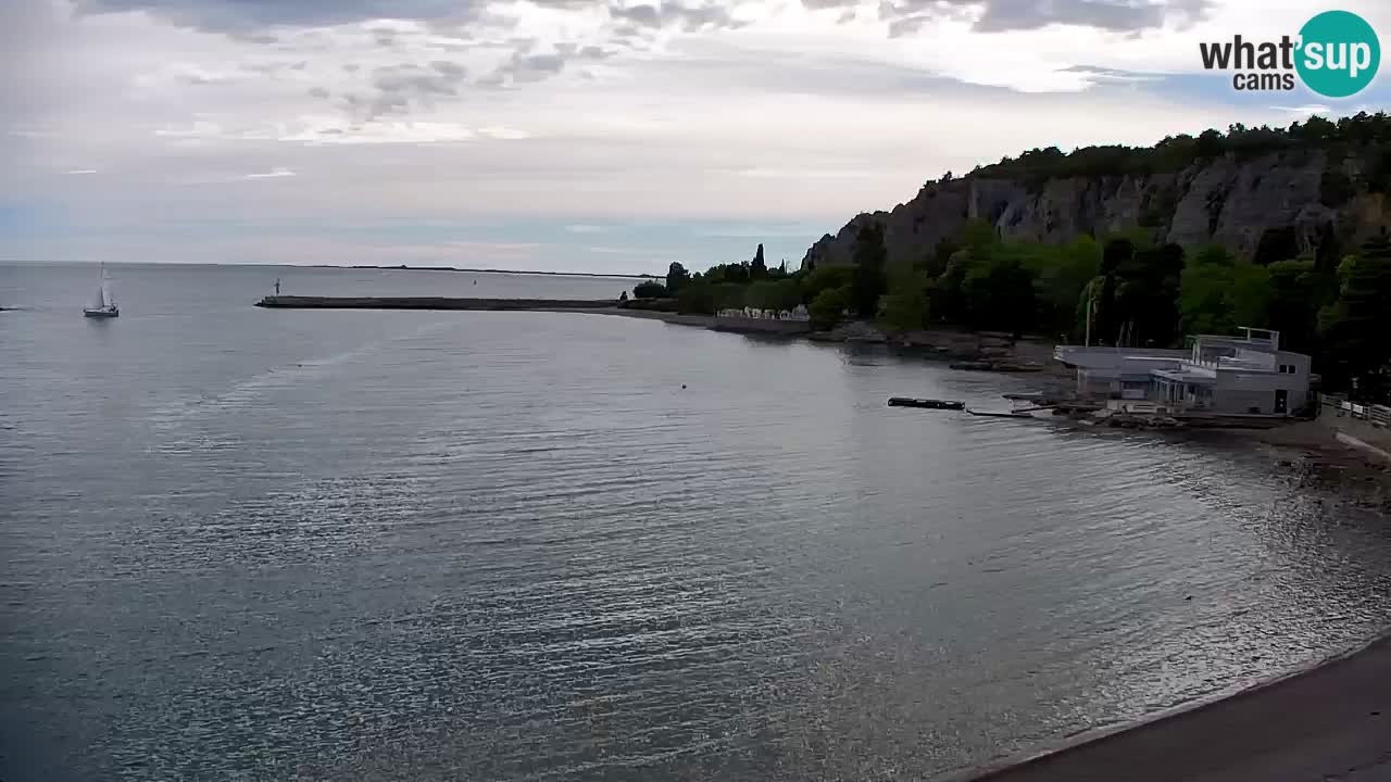 Webcam Sistiana – Vue sur la marina et la baie