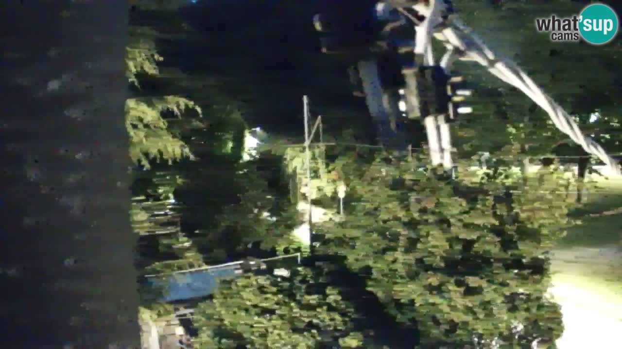 Spletna kamera Sesljan (Sistiana) – Pogled na marino in zaliv