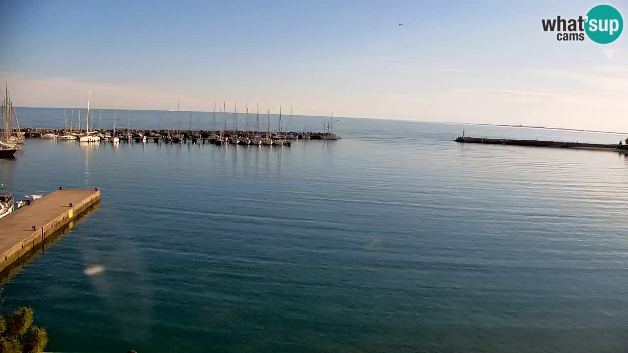 Spletna kamera Sesljan (Sistiana) – Pogled na marino in zaliv