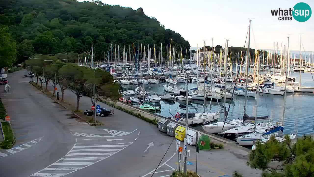 Webcam Sistiana – Vue sur la marina et la baie