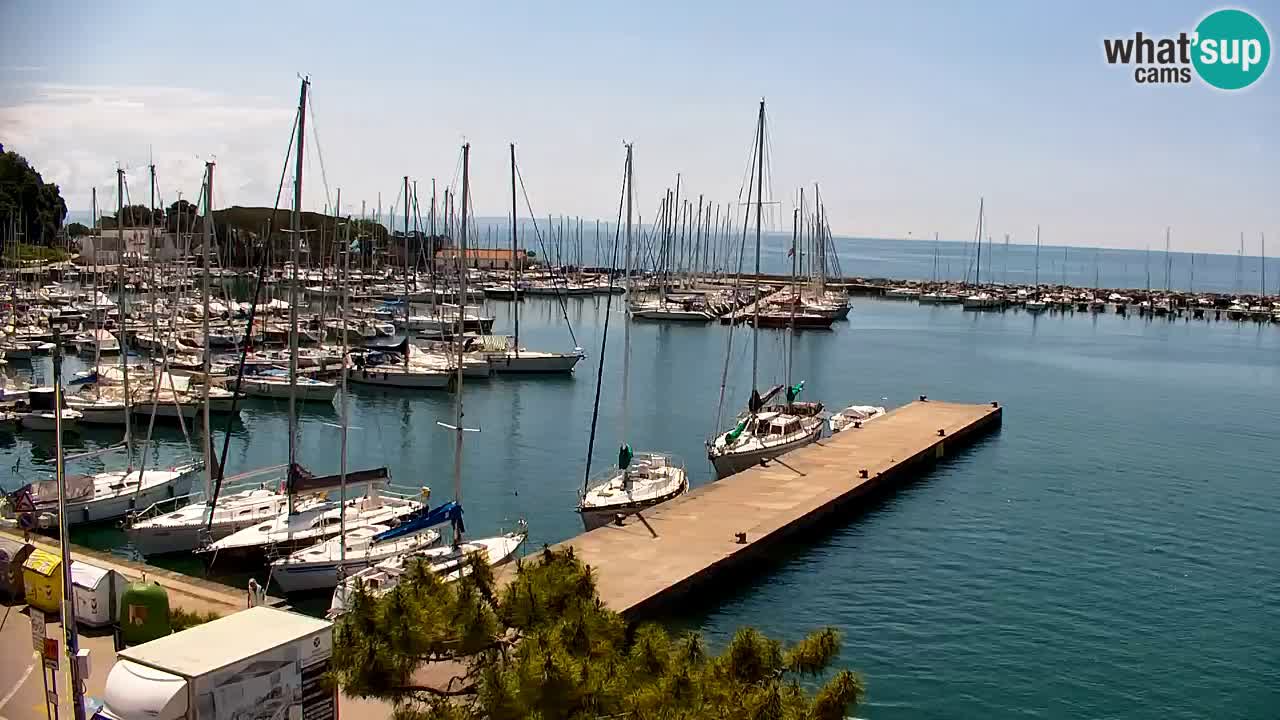 Webcam Sistiana – Vue sur la marina et la baie