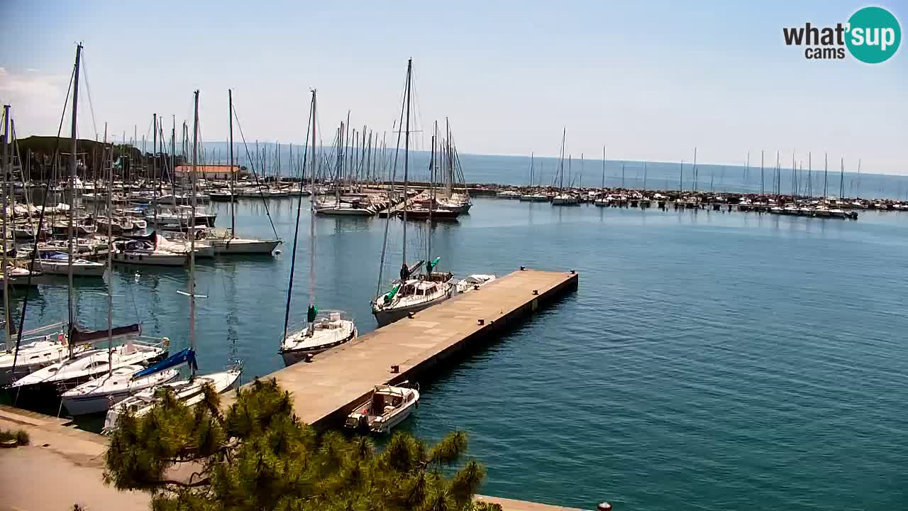 Spletna kamera Sesljan (Sistiana) – Pogled na marino in zaliv