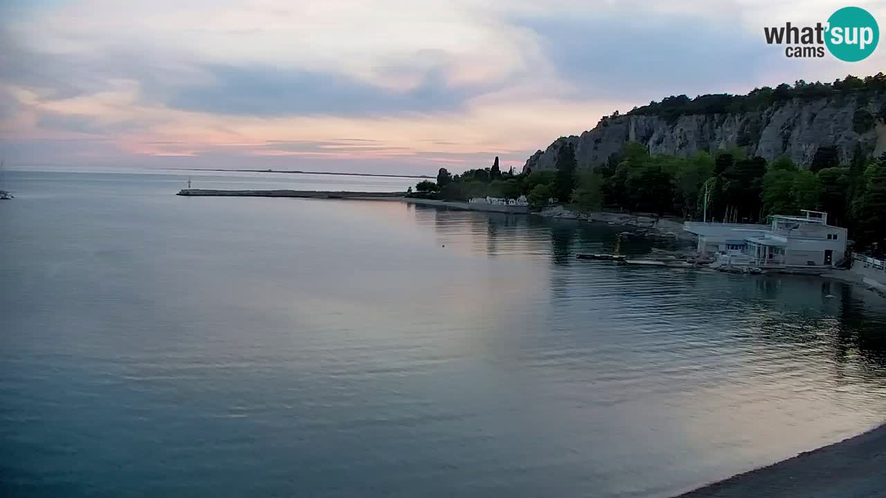 Webcam Sistiana – Vue sur la marina et la baie