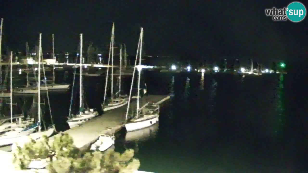 Webcam Sistiana – Vue sur la marina et la baie