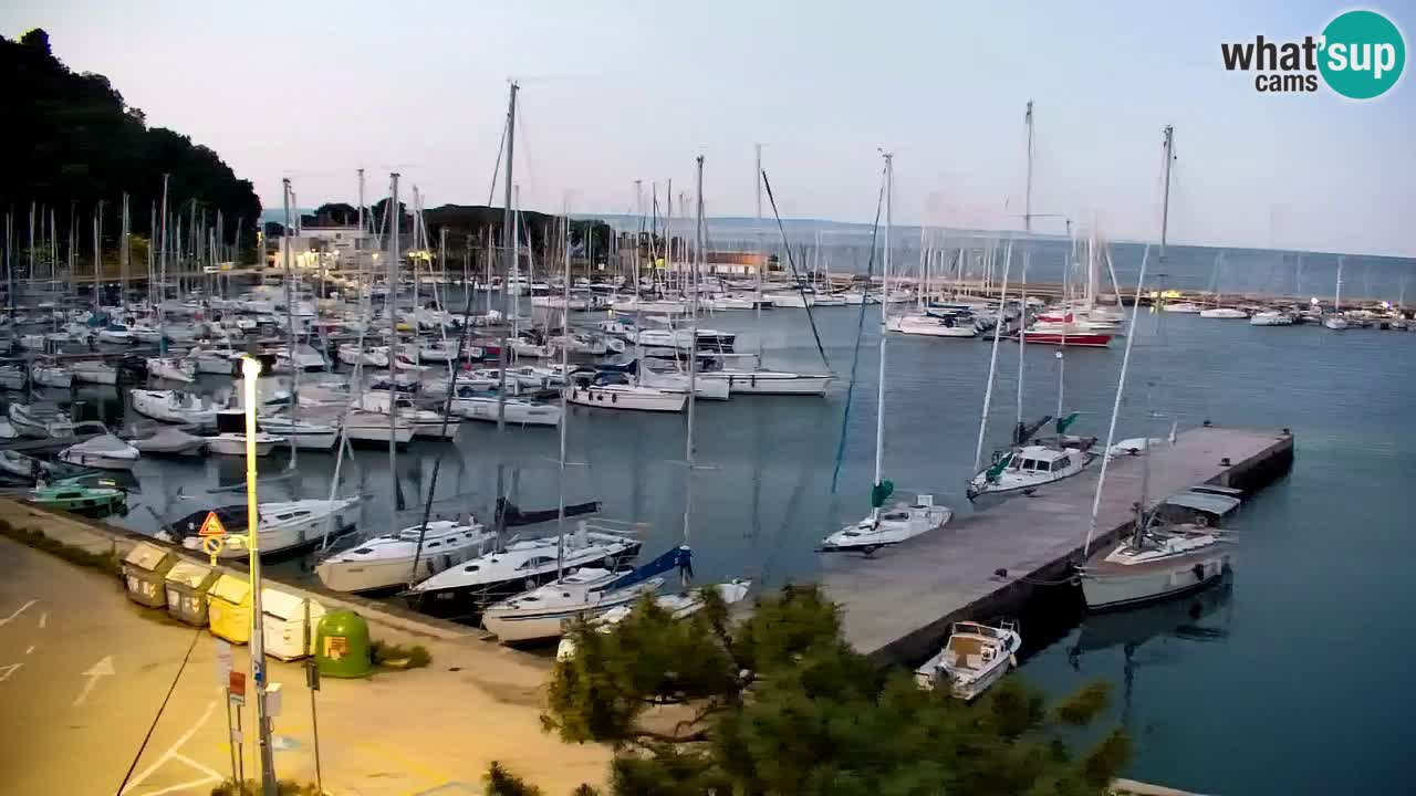 Webcam Sistiana – Vue sur la marina et la baie