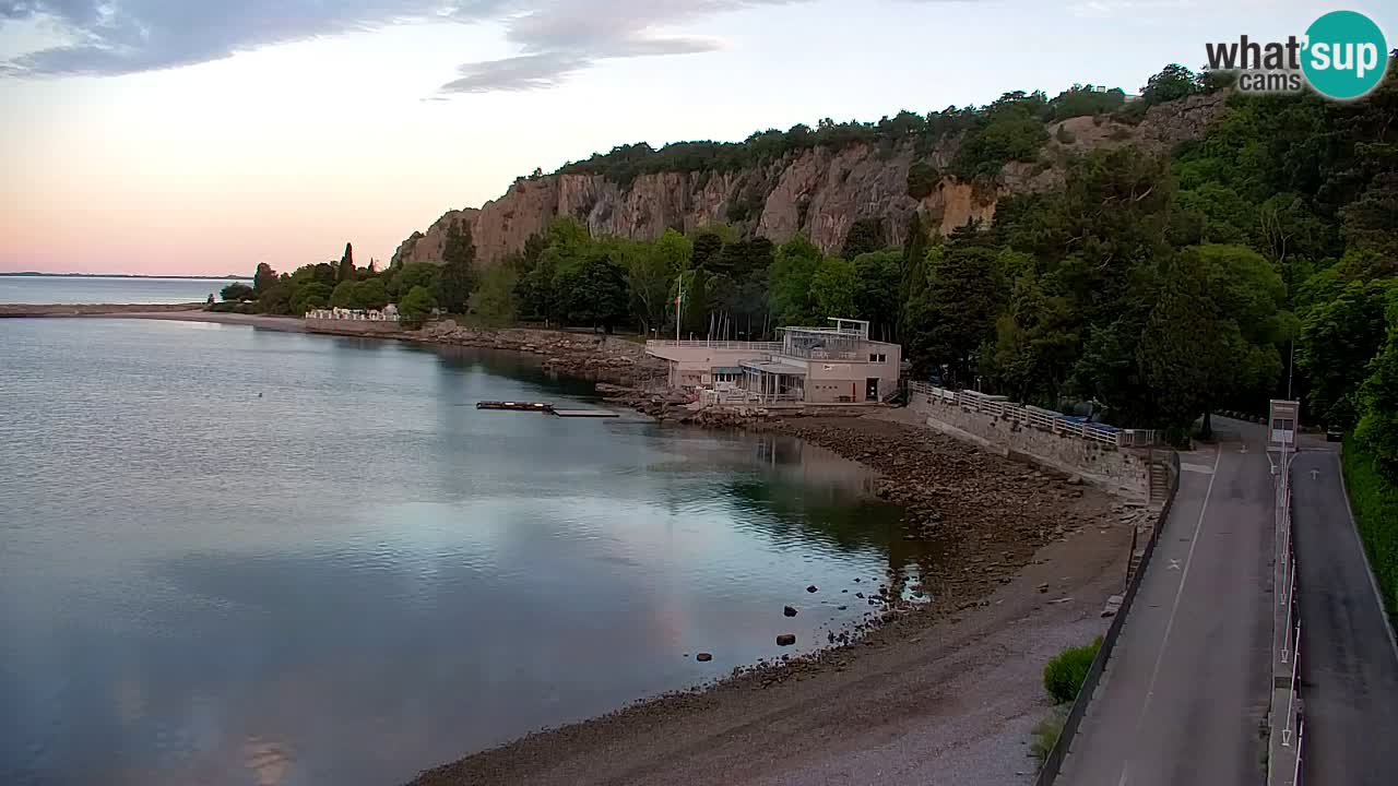 Webcam Sistiana – Vue sur la marina et la baie