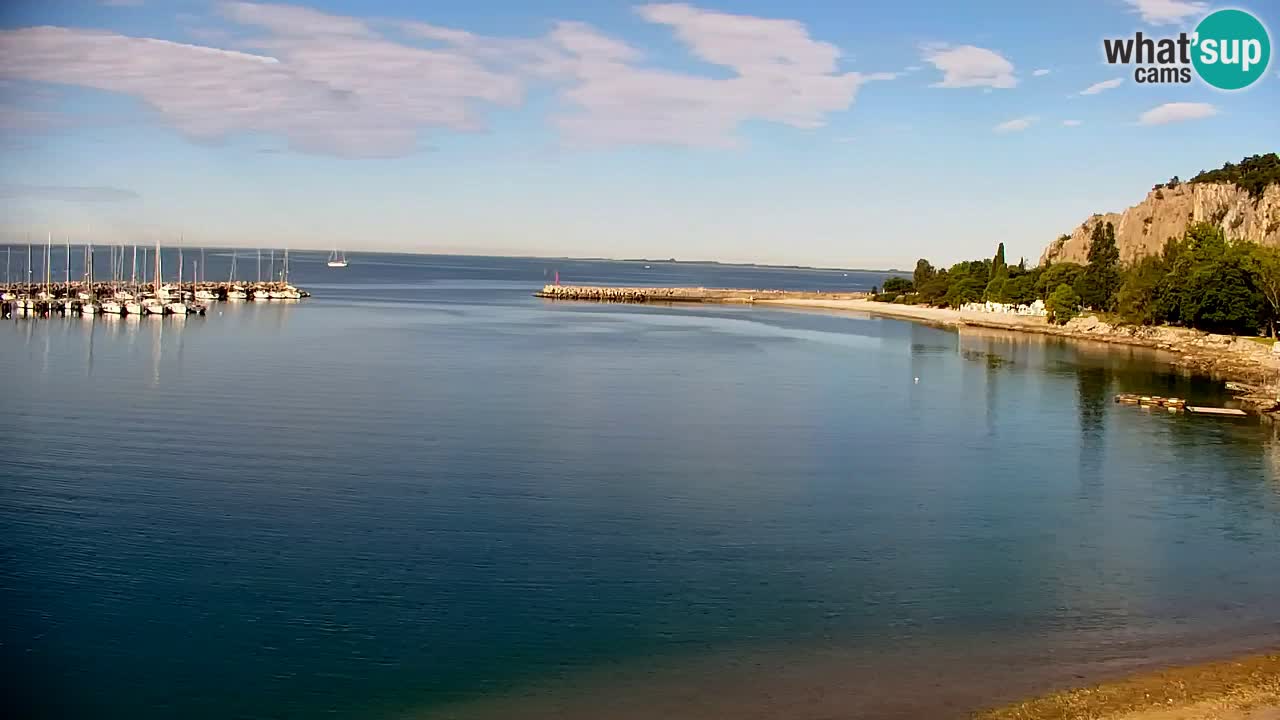 Spletna kamera Sesljan (Sistiana) – Pogled na marino in zaliv