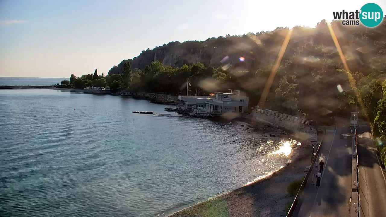 Webcam Sistiana – Vue sur la marina et la baie