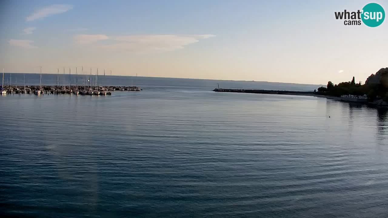 Spletna kamera Sesljan (Sistiana) – Pogled na marino in zaliv