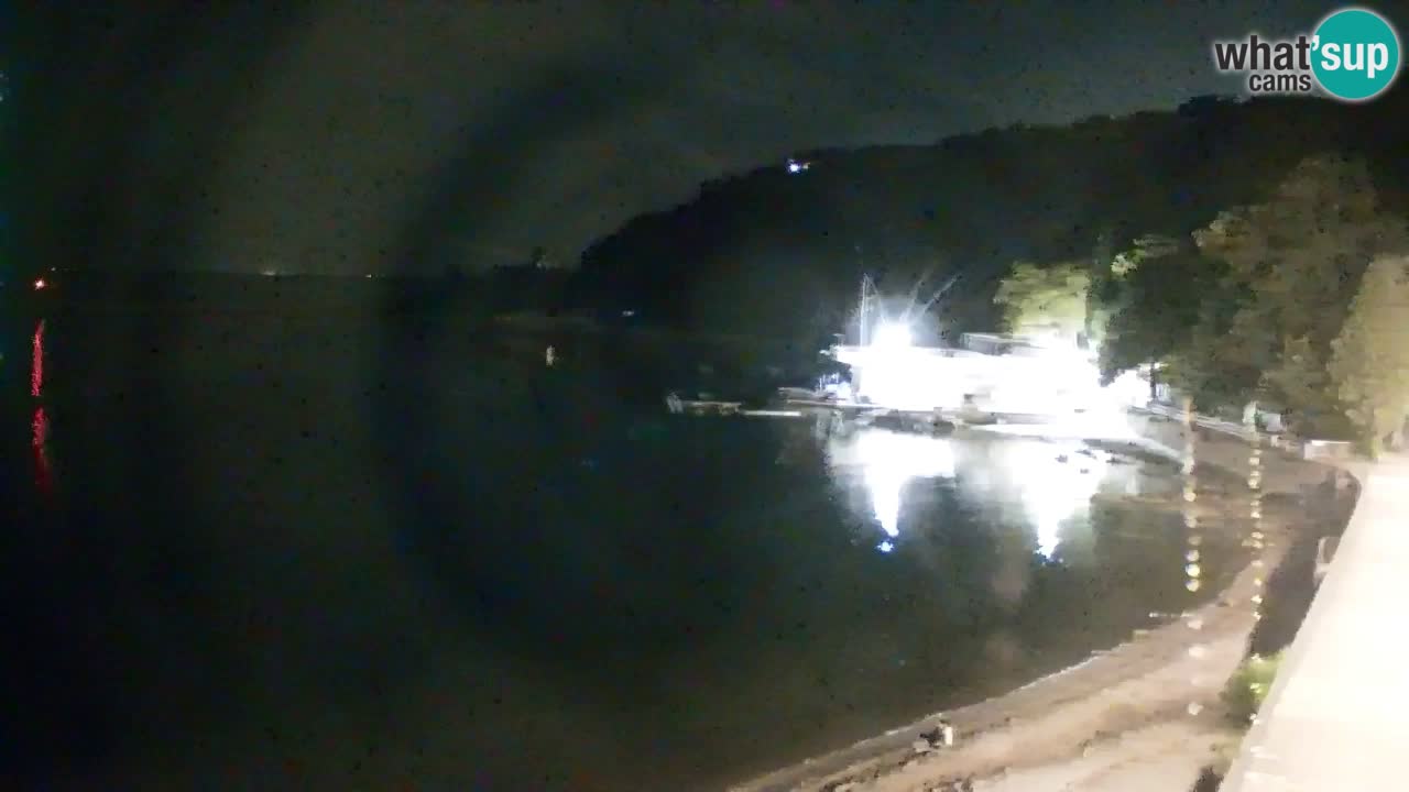 Webcam Sistiana – Pogled na marinu i zaljev