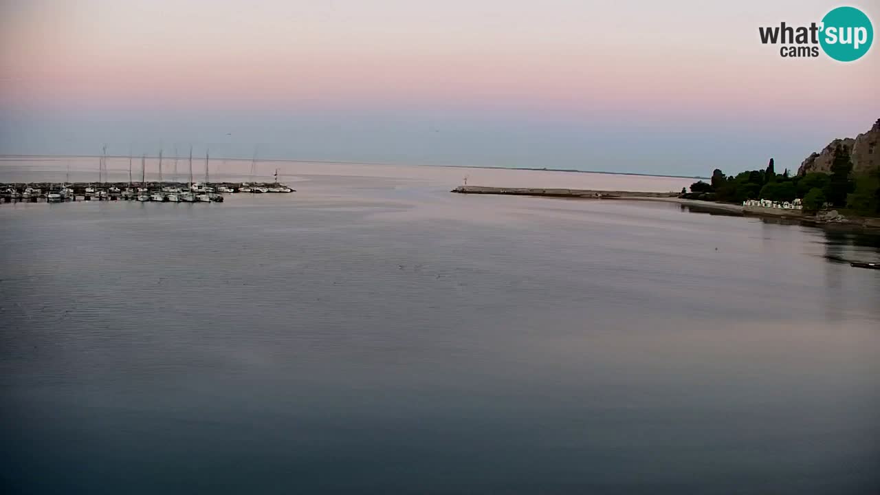 Spletna kamera Sesljan (Sistiana) – Pogled na marino in zaliv