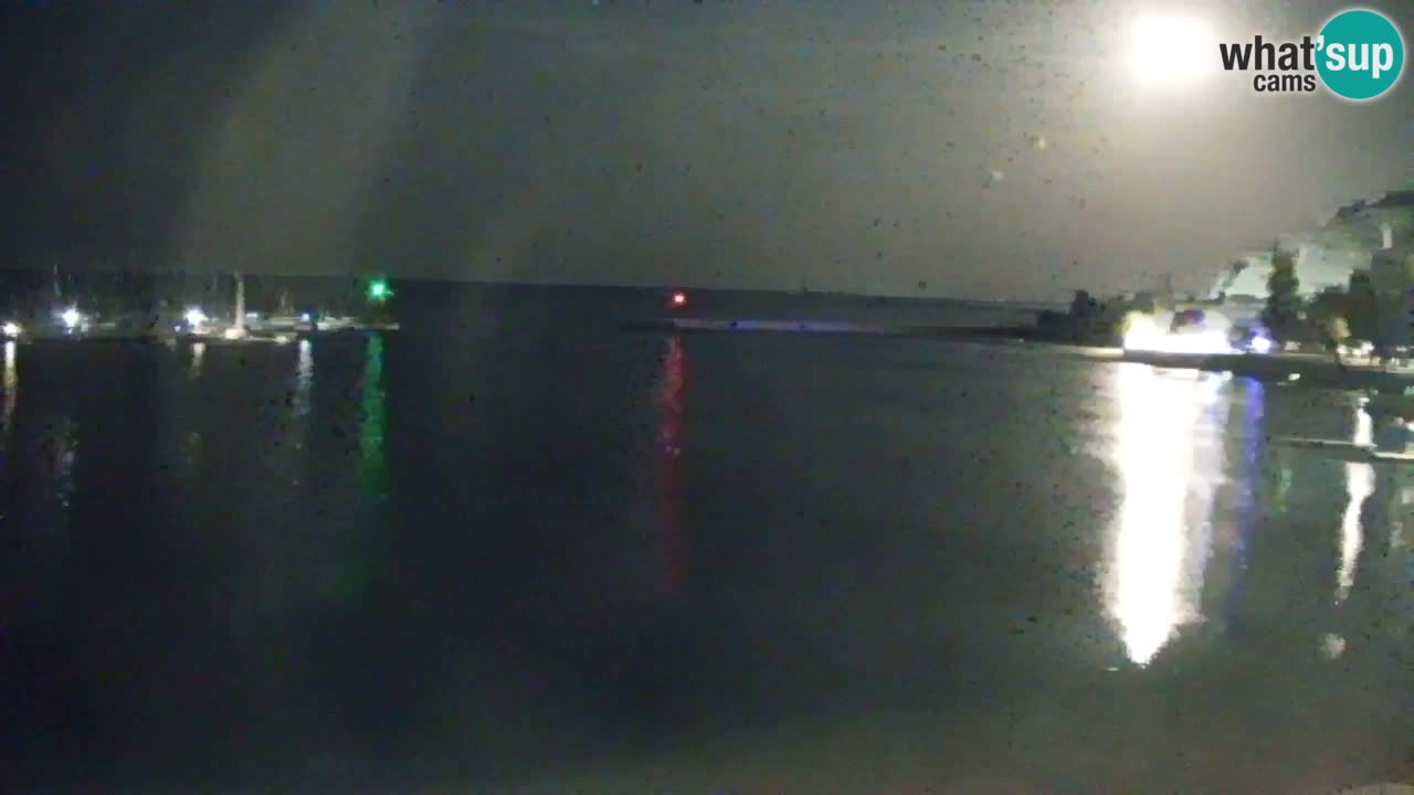 Webcam Bahía de Sistiana – Vista en directo del puerto deportivo y la costa
