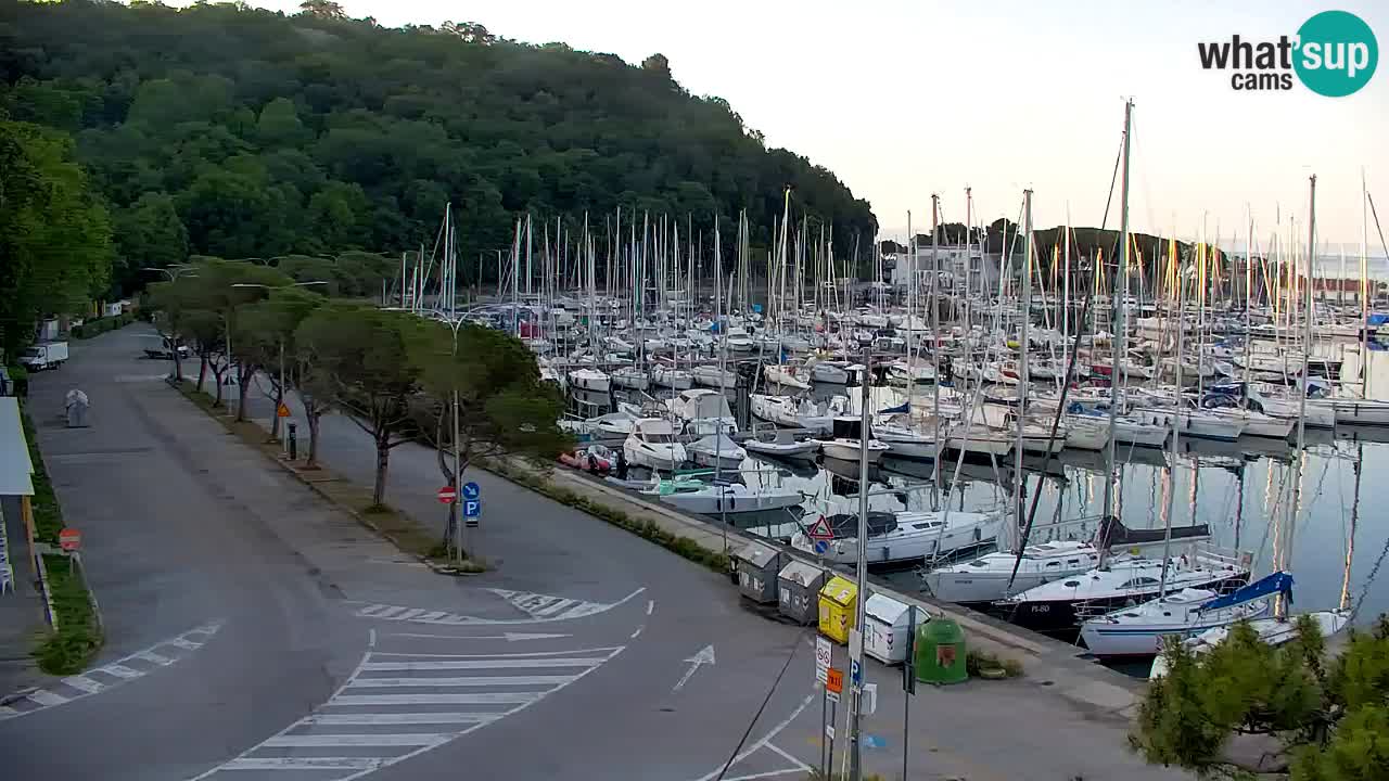 Webcam Baie de Sistiana – Vue en direct de la marina et de la baie