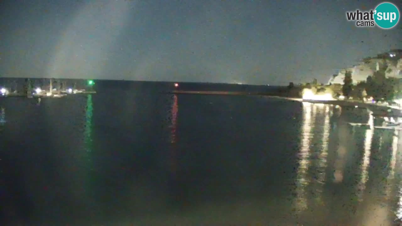 Webcam Bahía de Sistiana – Vista en directo del puerto deportivo y la costa