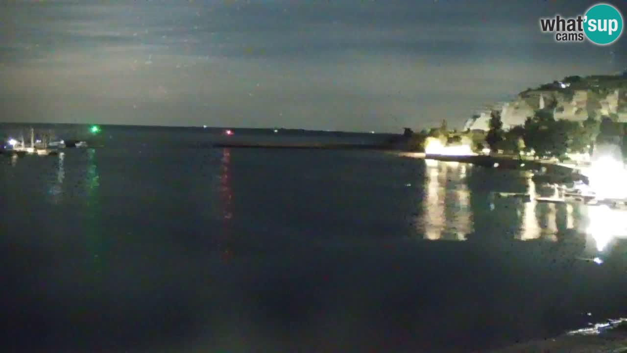 Webcam Bahía de Sistiana – Vista en directo del puerto deportivo y la costa