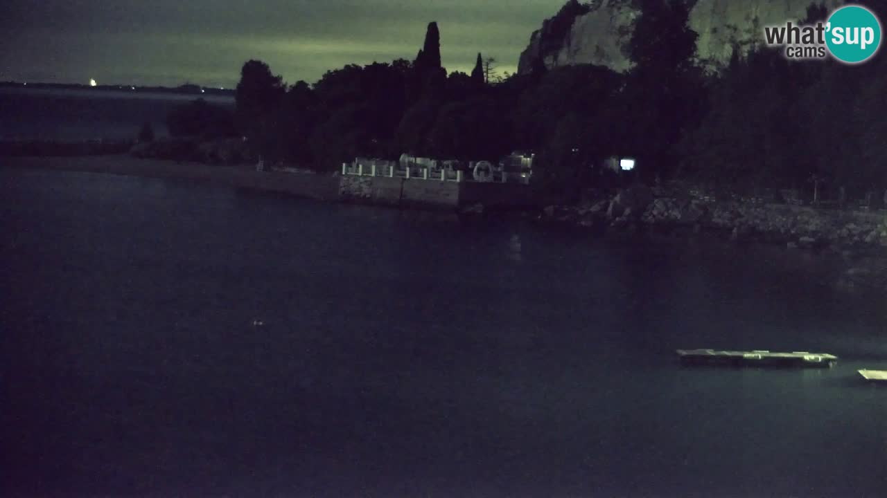 Webcam Bahía de Sistiana – Vista en directo del puerto deportivo y la costa