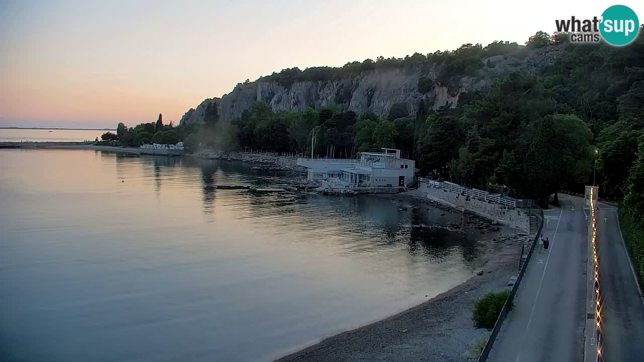Webcam Sistiana Baia – Live View of the Marina and Gulf