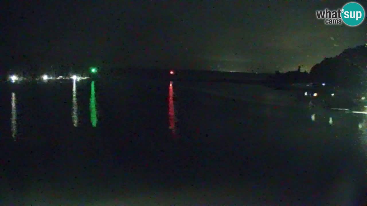 Web kamera Sistiana Uvala – Pogled uživo na marinu i zaljev