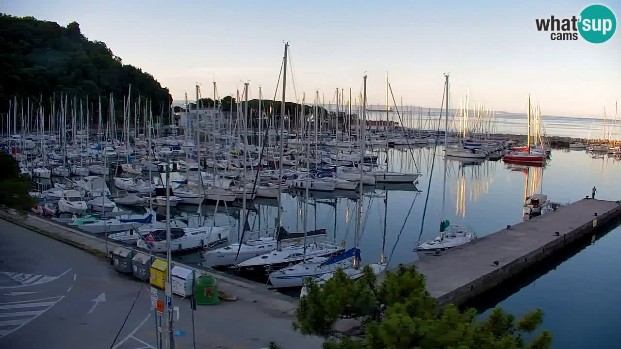 Webcam Baie de Sistiana – Vue en direct de la marina et de la baie