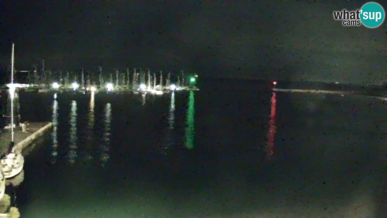 Web kamera Sistiana Uvala – Pogled uživo na marinu i zaljev