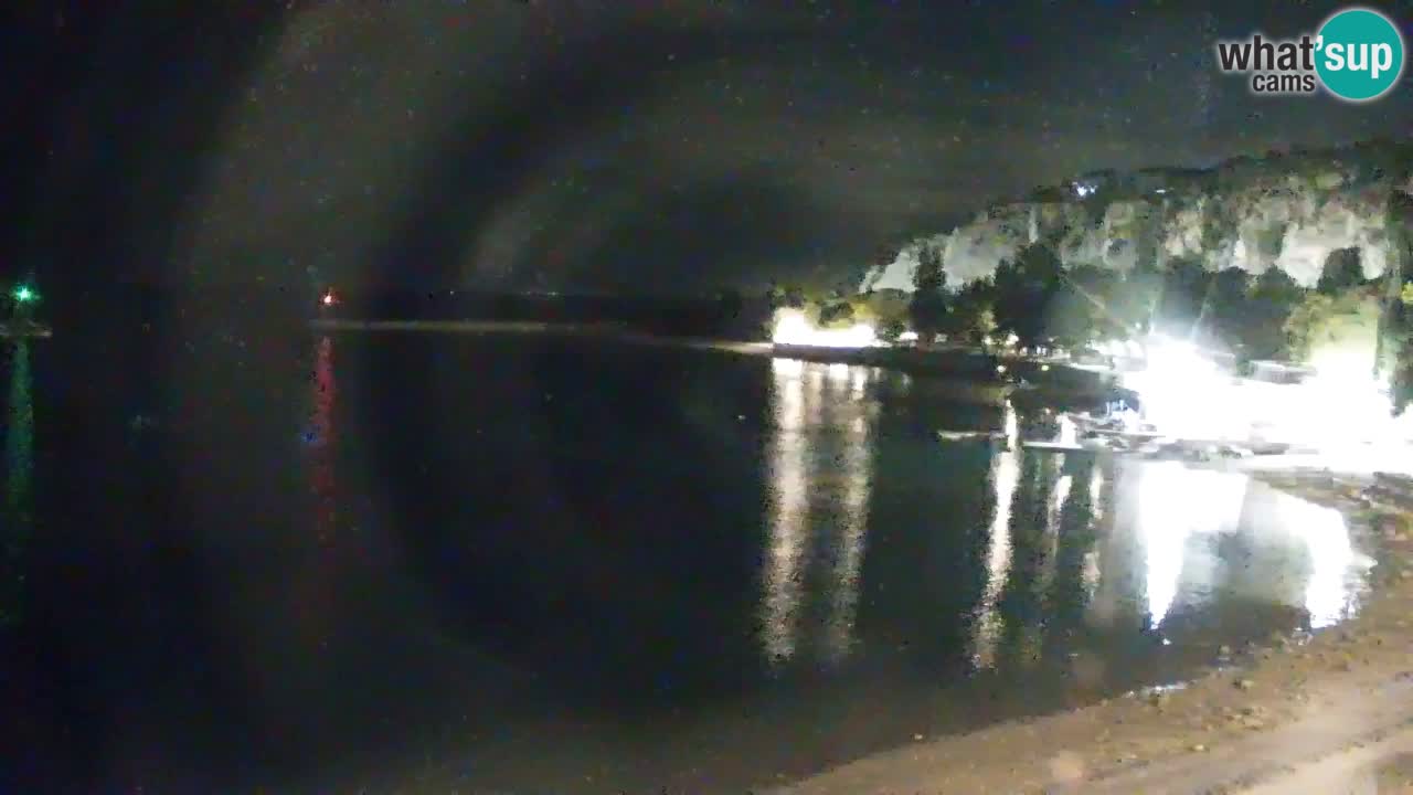 Web kamera Sistiana Uvala – Pogled uživo na marinu i zaljev