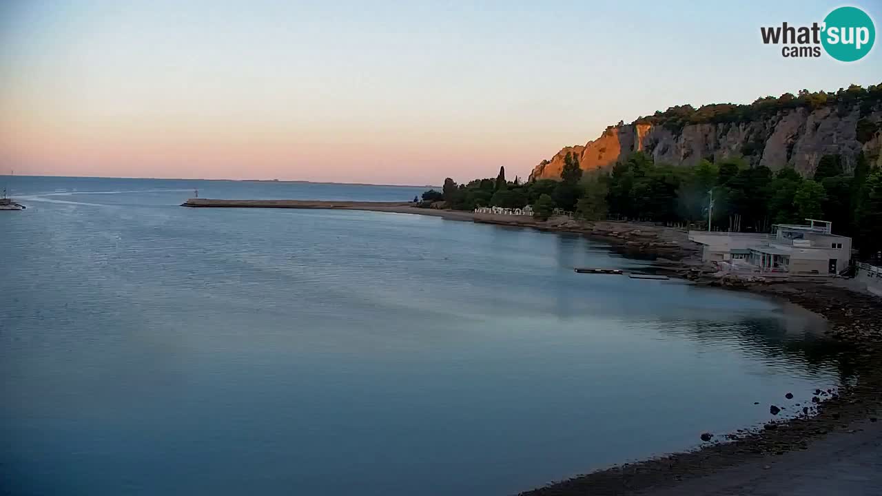 Webcam Bahía de Sistiana – Vista en directo del puerto deportivo y la costa