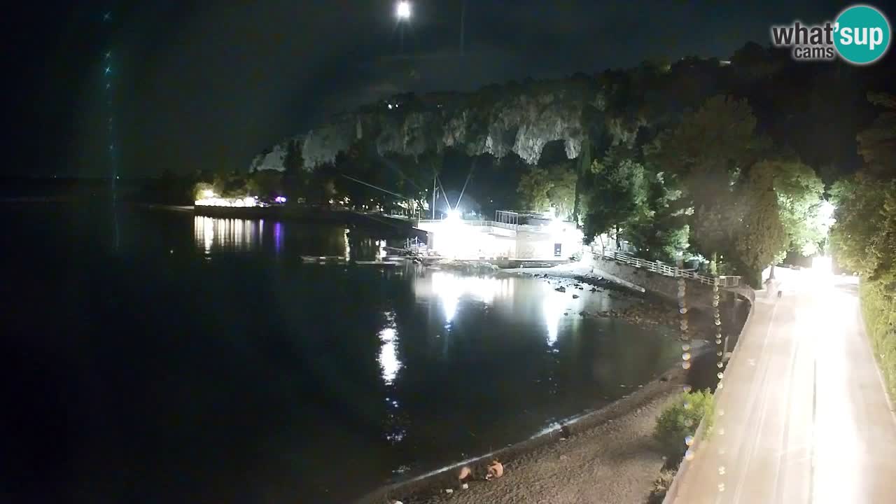 Web kamera Sistiana Uvala – Pogled uživo na marinu i zaljev