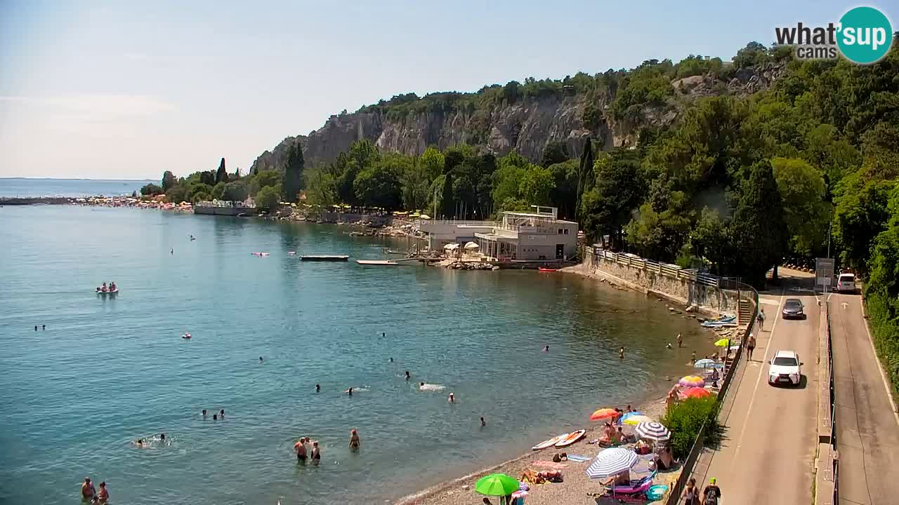 Web kamera Sistiana Uvala – Pogled uživo na marinu i zaljev