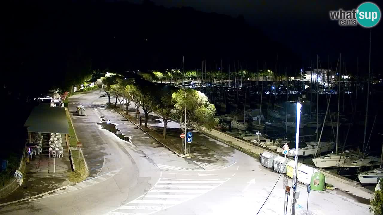 Webcam Bahía de Sistiana – Vista en directo del puerto deportivo y la costa