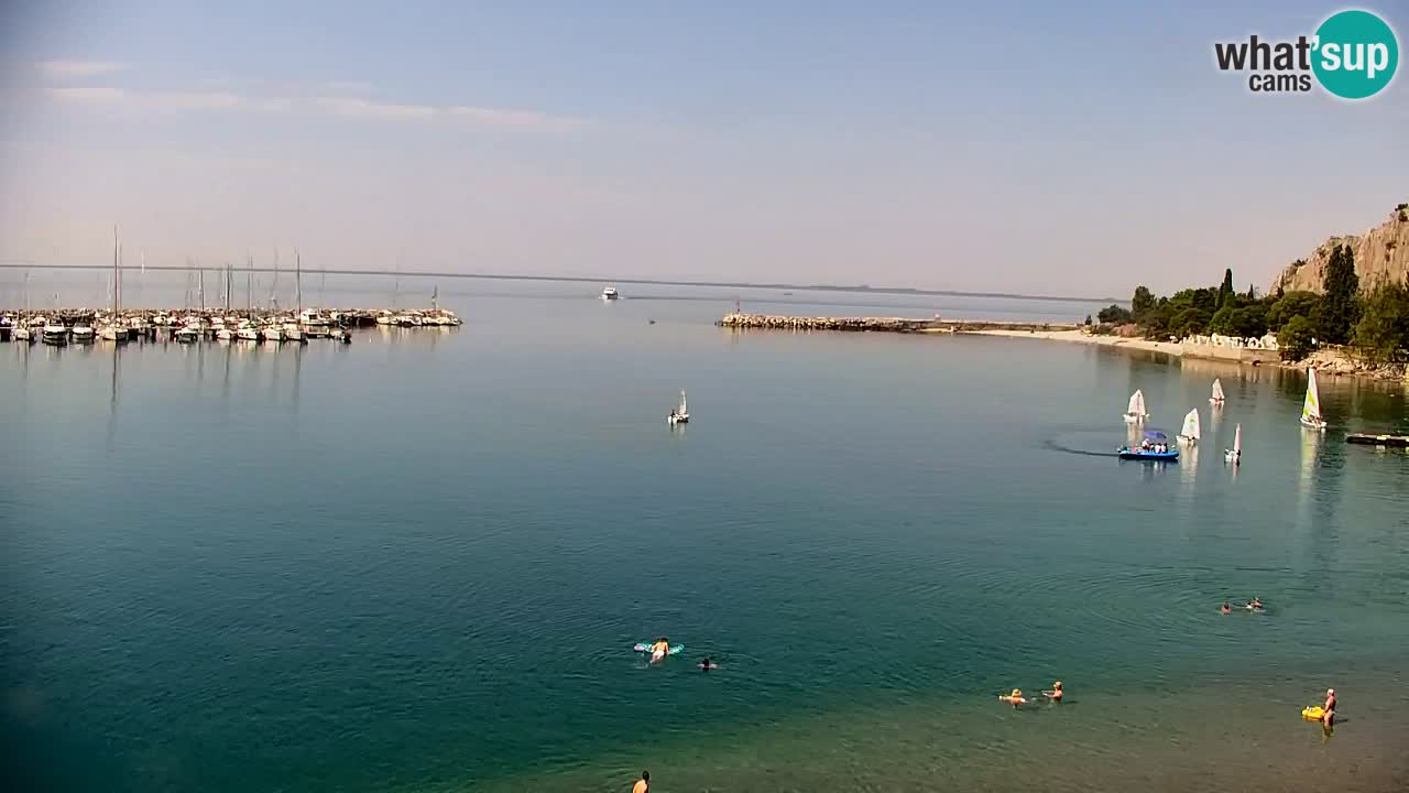 Web kamera Sistiana Uvala – Pogled uživo na marinu i zaljev